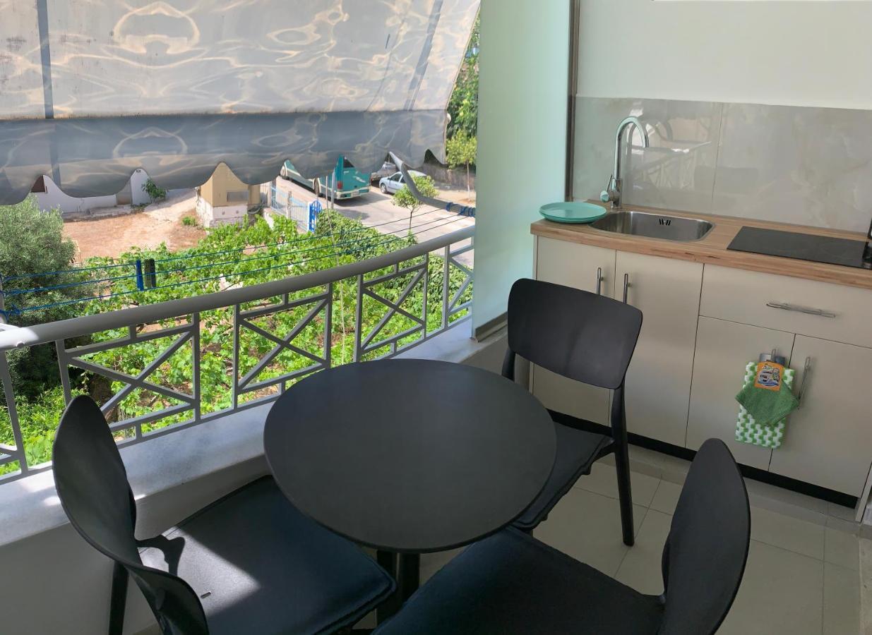Kekezis Apartments ساراندا المظهر الخارجي الصورة