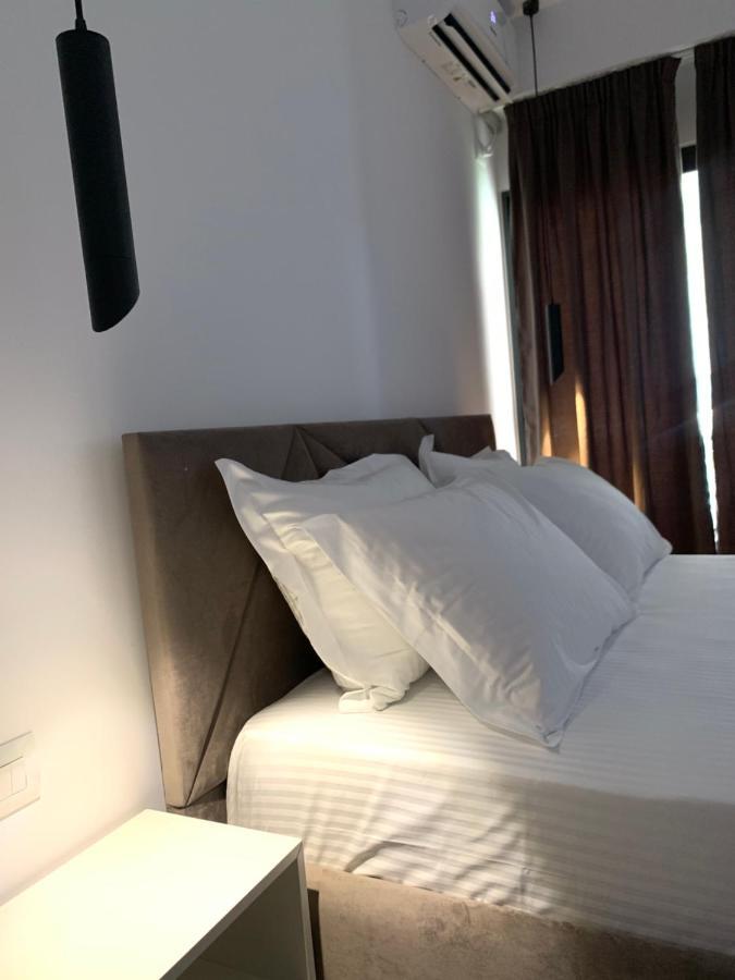 Kekezis Apartments ساراندا المظهر الخارجي الصورة