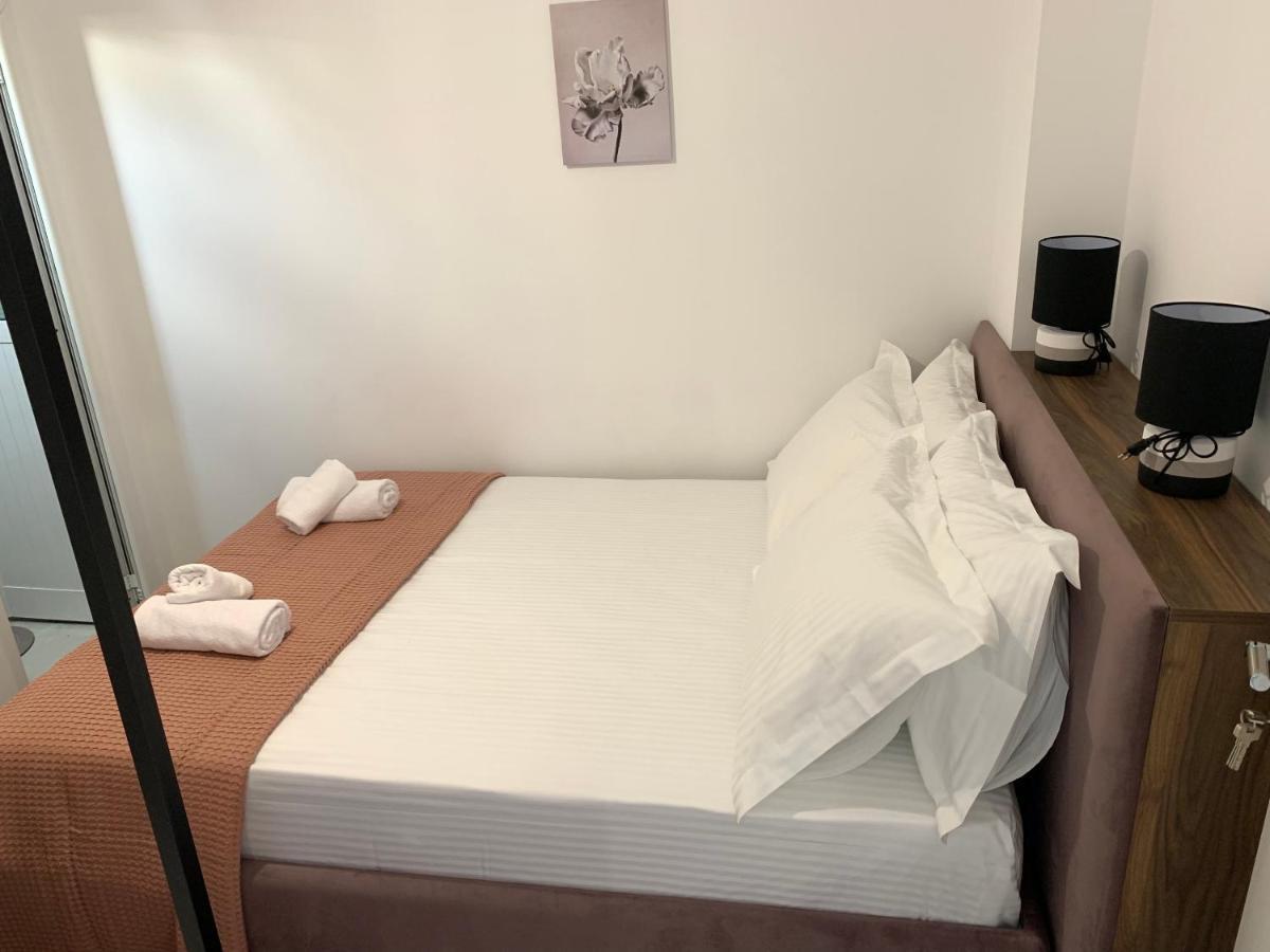 Kekezis Apartments ساراندا المظهر الخارجي الصورة